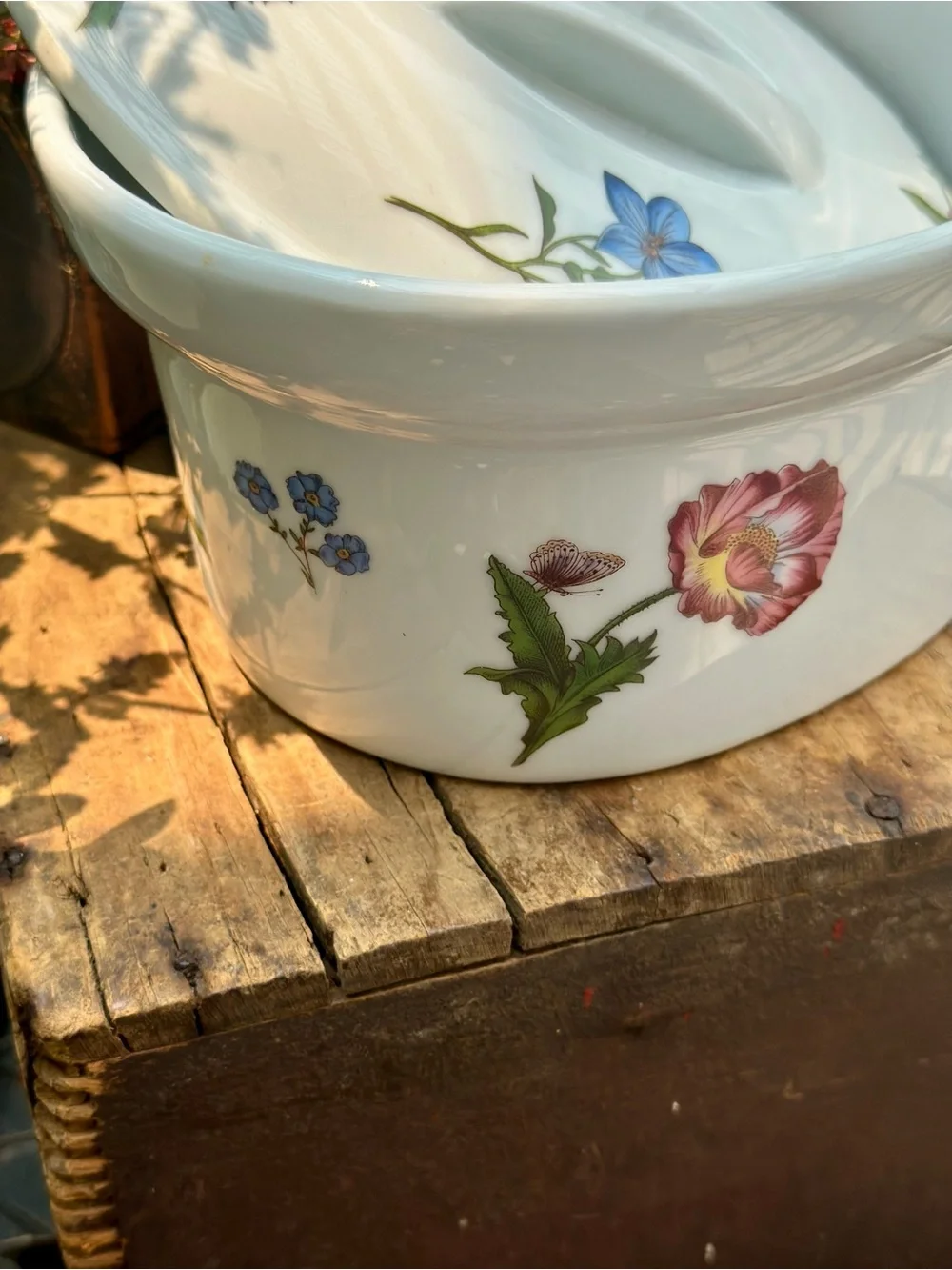 BIA Cordon Bleu Floral Covered Casserole Dish Hand Decorated USA